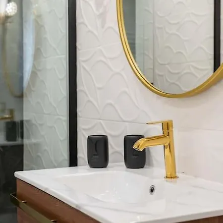 Colosseum 10steps Away, Marco Aurelio Luxury House Apartment